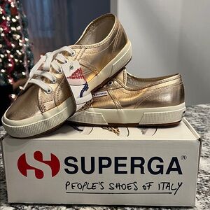 Superga Women's Rose Gold Sneakers